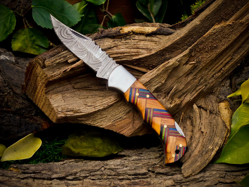 Personalized Handmade 6.75"Damascus Steel Pocket Knife, Folding EDC Hunting Knife, Resin Handle, Groomsmen Gift With Leather Sheath