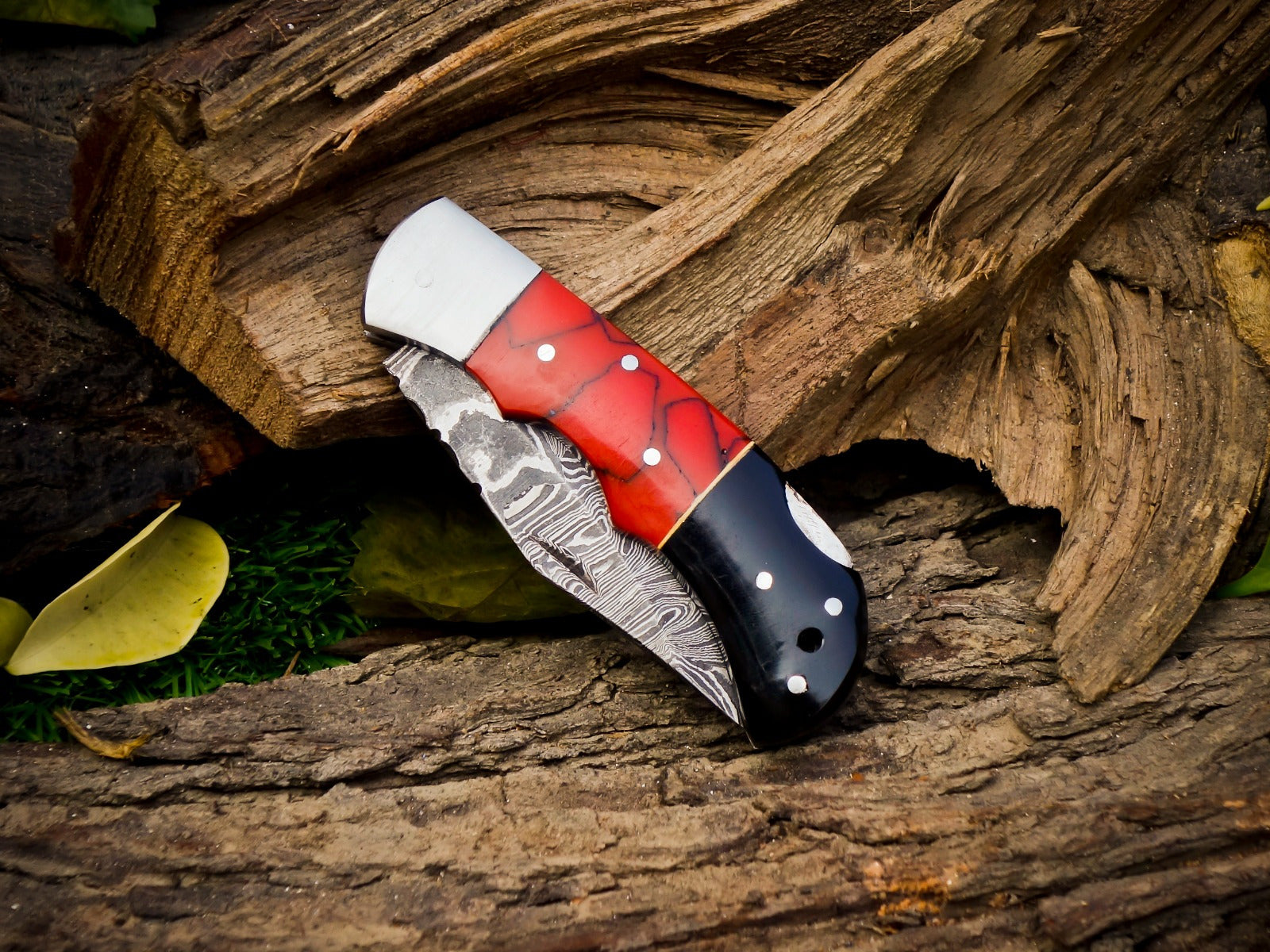 Personalized Handmade 6.75"Damascus Steel Pocket Knife, Folding EDC Hunting Knife, Resin Handle, Groomsmen Gift With Leather Sheath