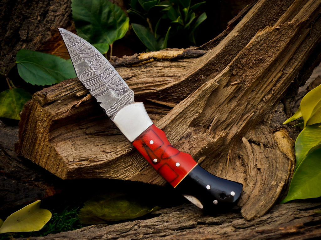 Personalized Handmade 6.75"Damascus Steel Pocket Knife, Folding EDC Hunting Knife, Resin Handle, Groomsmen Gift With Leather Sheath