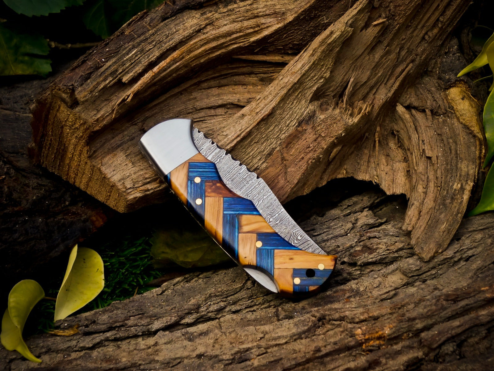 Personalized Handmade 6.75"Damascus Steel Pocket Knife, Folding EDC Hunting Knife, Resin Handle, Groomsmen Gift With Leather Sheath