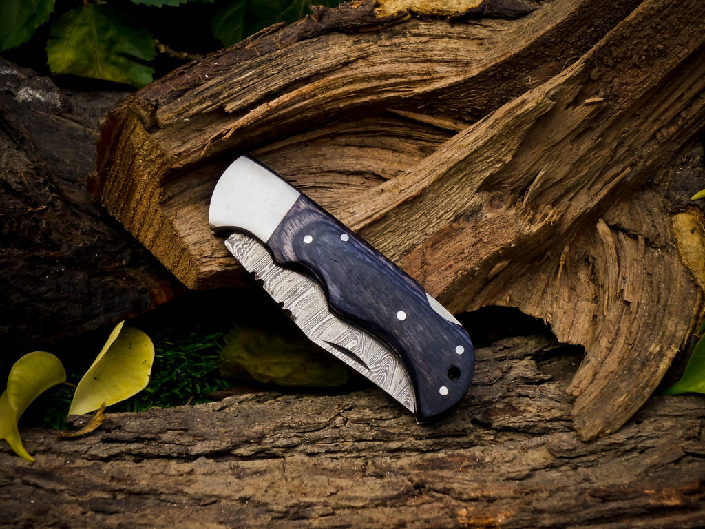 Personalized Handmade 6.75"Damascus Steel Pocket Knife, Folding EDC Hunting Knife, Wood Handle, Groomsmen Gift With Leather Sheath