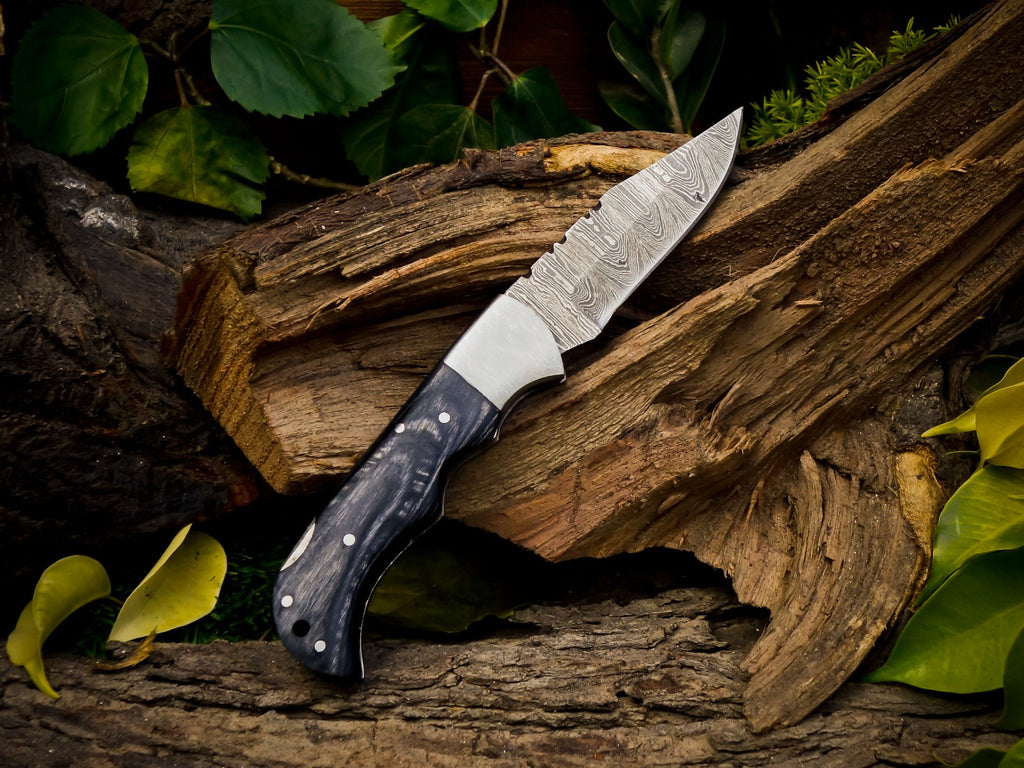 Personalized Handmade 6.75"Damascus Steel Pocket Knife, Folding EDC Hunting Knife, Wood Handle, Groomsmen Gift With Leather Sheath