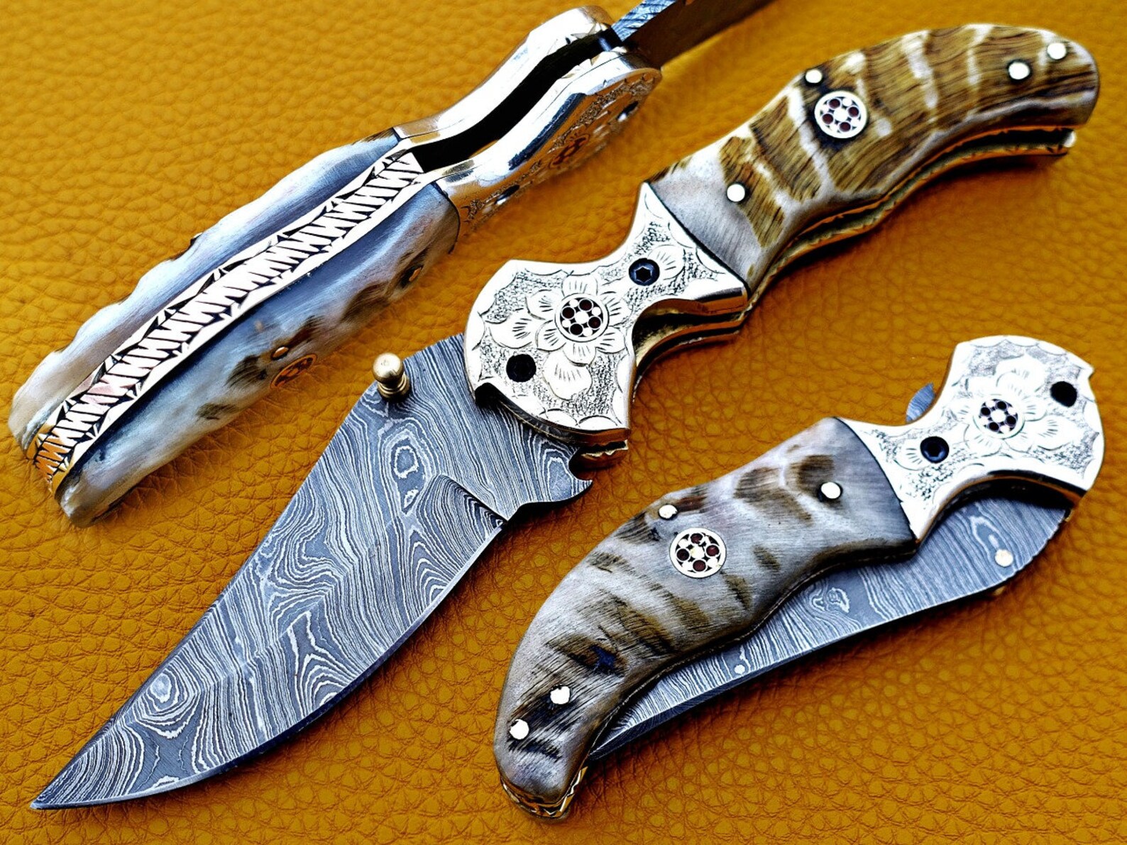 Custom Hand Forged Damascus knife with Ram handle with Leather Cover Camping Hunting Folding Knife Liner lock