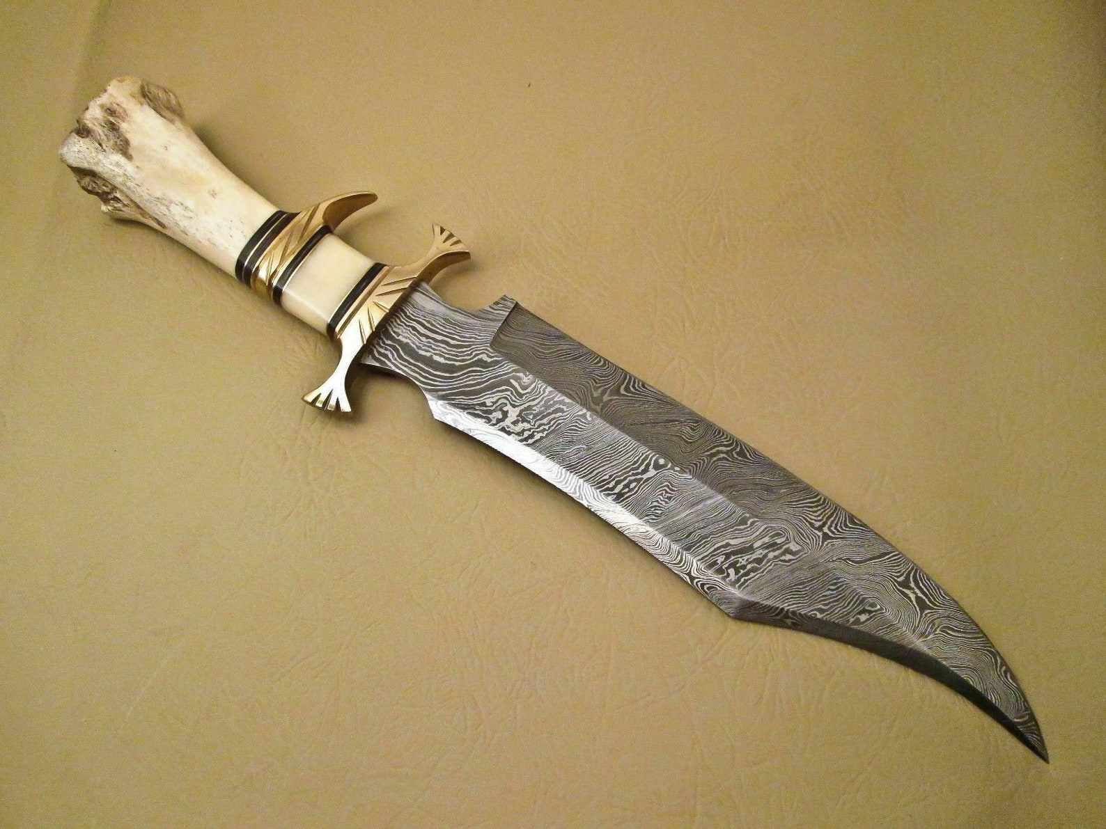 Personalized Damascus knife Gift Forged DAMASCUS Steel Hunting Knife With Camle BONE Handle, Gift for him, Outdoor Knife gift