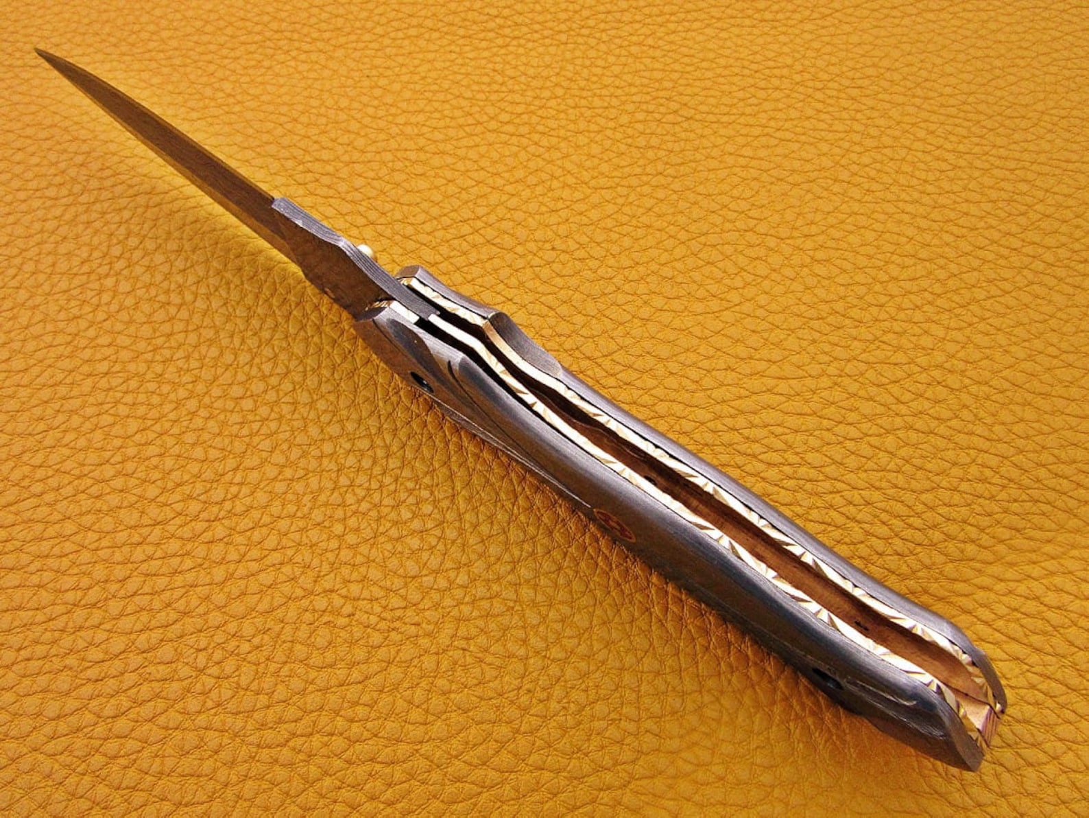 Custom Hand Forged Damascus knife with Damascus handle with Leather Cover Camping Hunting Folding Knife Liner lock