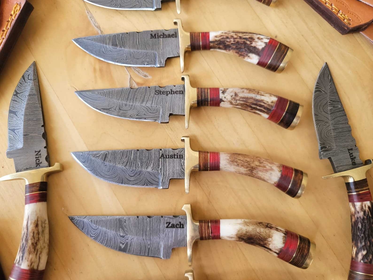 Personalized 8 inch Damascus Steel Hunting knife Handle Deer Antler W leather Cover