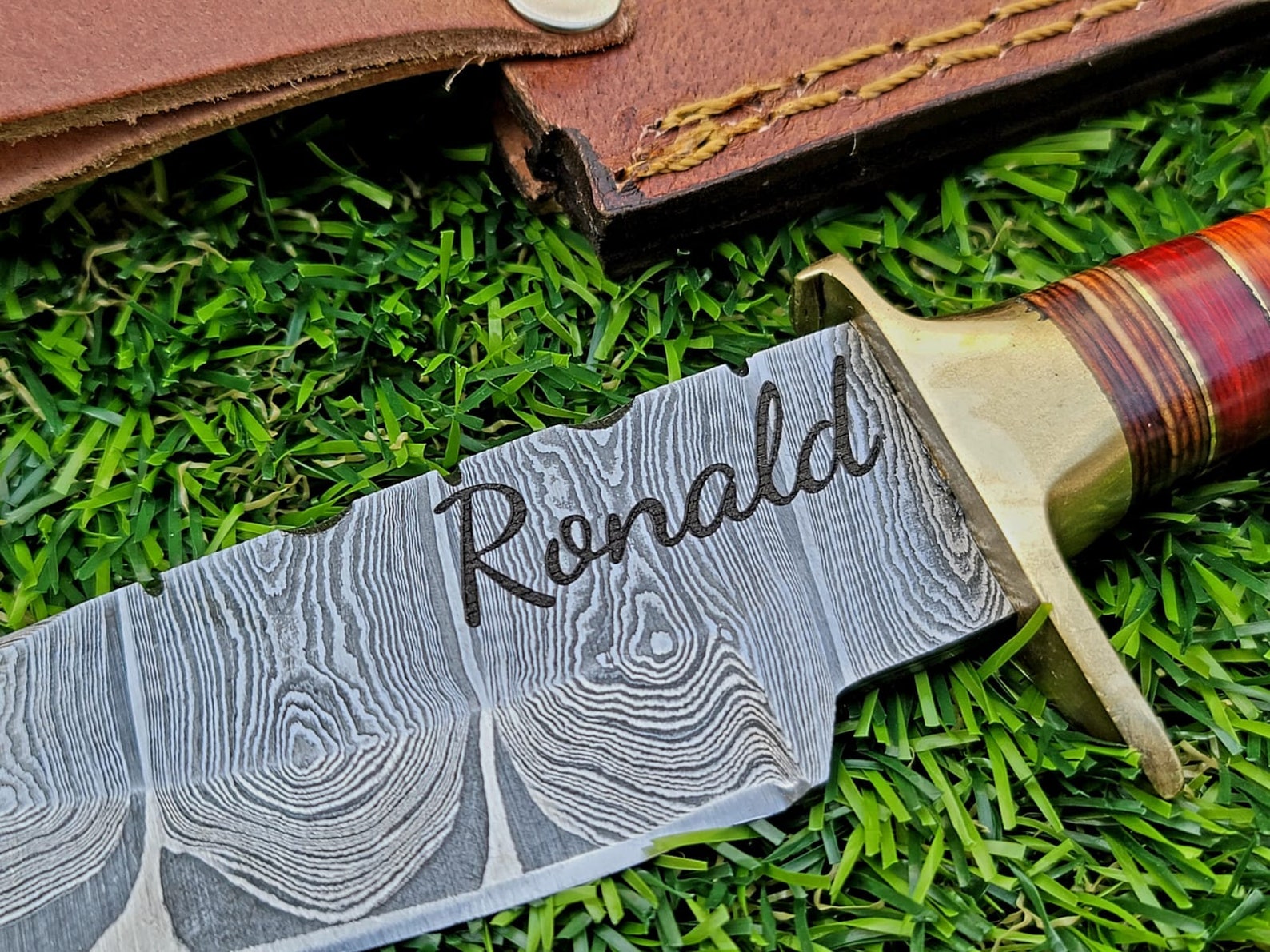 Personalized 8" Damascus Steel Hunting knife Groomsmen Gifts for Wedding, Handle Deer Antler