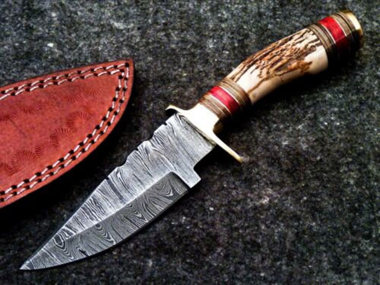 Personalized 8" Damascus Steel Hunting knife Groomsmen Gifts for Wedding, Handle Deer Antler