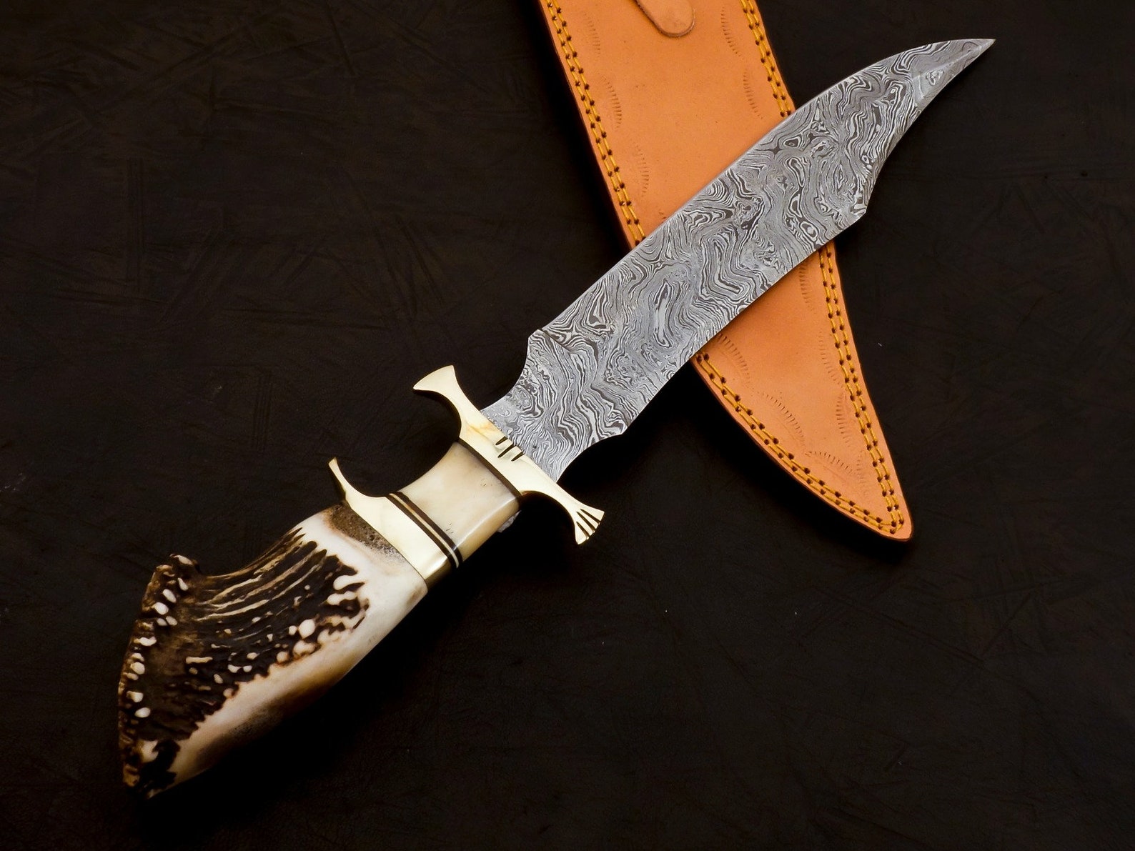 Personalized Damascus knife Gift Forged DAMASCUS Steel Hunting Knife With Camle BONE Handle, Gift for him, Outdoor Knife gift