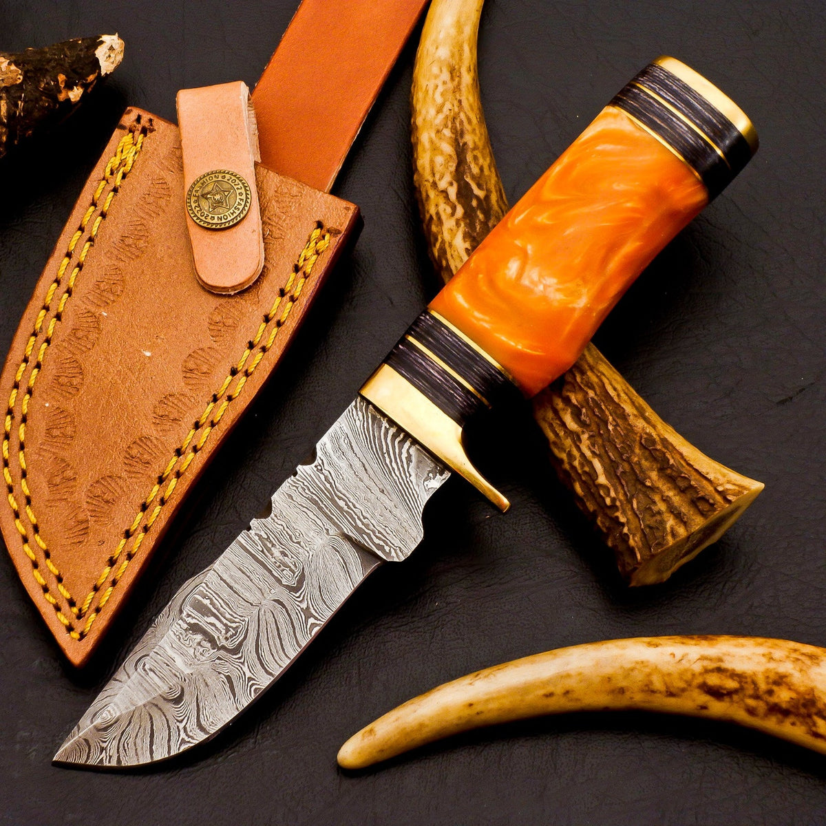Personalized Damascus knife Gift Forged DAMASCUS Steel Hunting Knife With hard wood Handle, Gift for him, Outdoor Knife gift