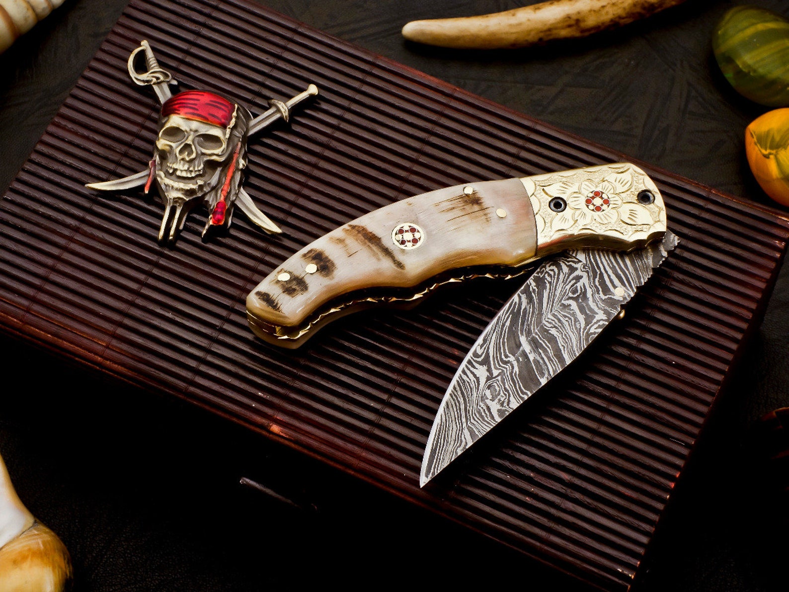 Custom Hand Forged Damascus knife Ram Horn handle with Leather Cover Camping Hunting Folding Knife