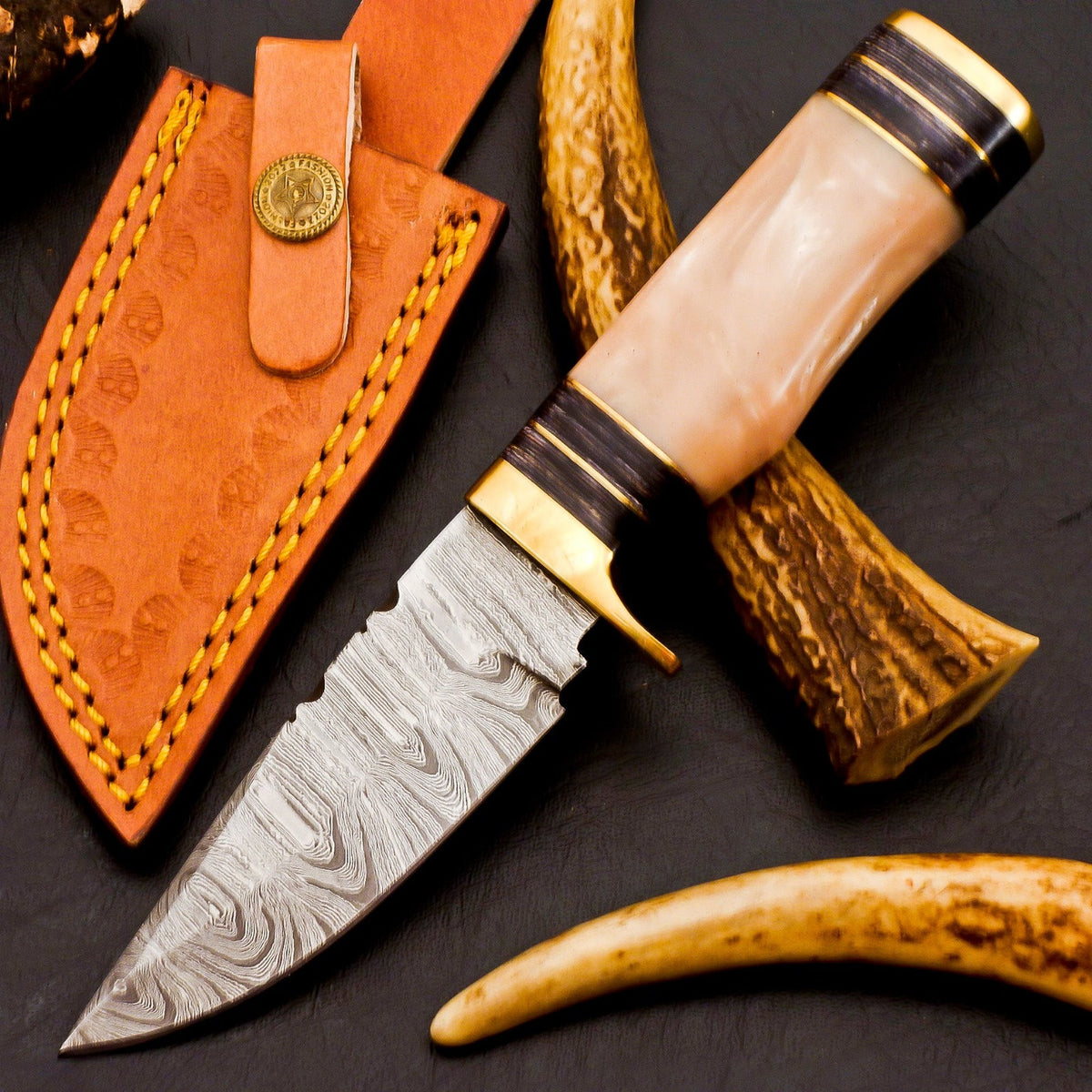 Personalized Damascus knife Gift Forged DAMASCUS Steel Hunting Knife With hard wood Handle, Gift for him, Outdoor Knife gift