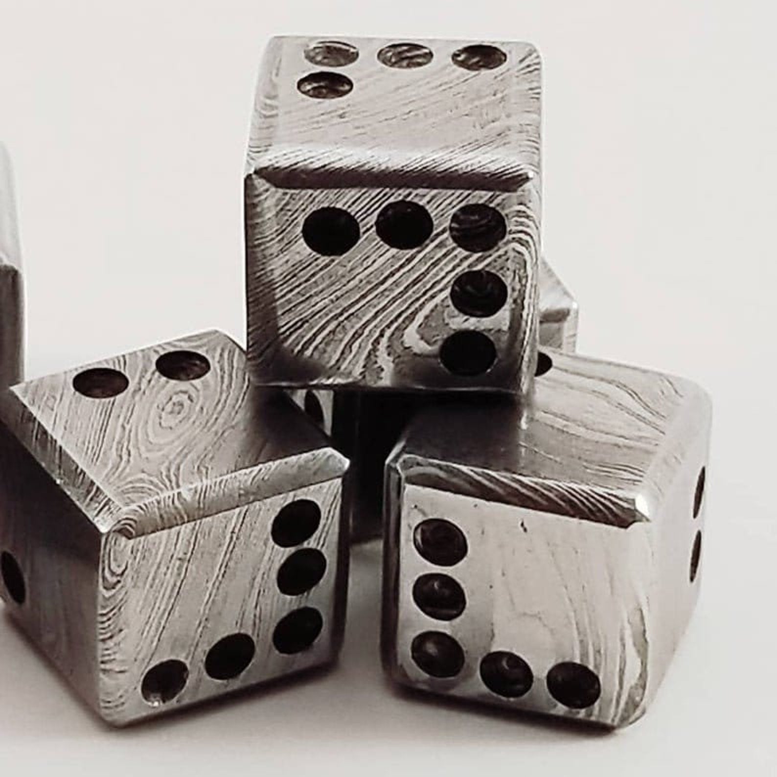 20MM Damascus Steel Dice, 25.85 Dollar per Die / Hand Forged Steel / Damascus Steel / Six Sided Iron / Game Dice / Larp / Gamer Gift