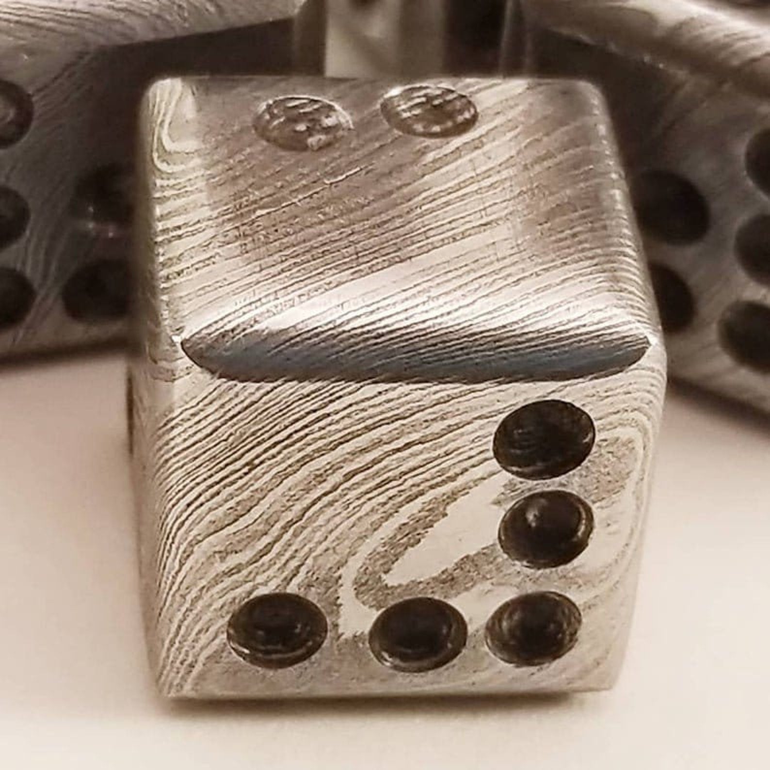 20MM Damascus Steel Dice, 25.85 Dollar per Die / Hand Forged Steel / Damascus Steel / Six Sided Iron / Game Dice / Larp / Gamer Gift
