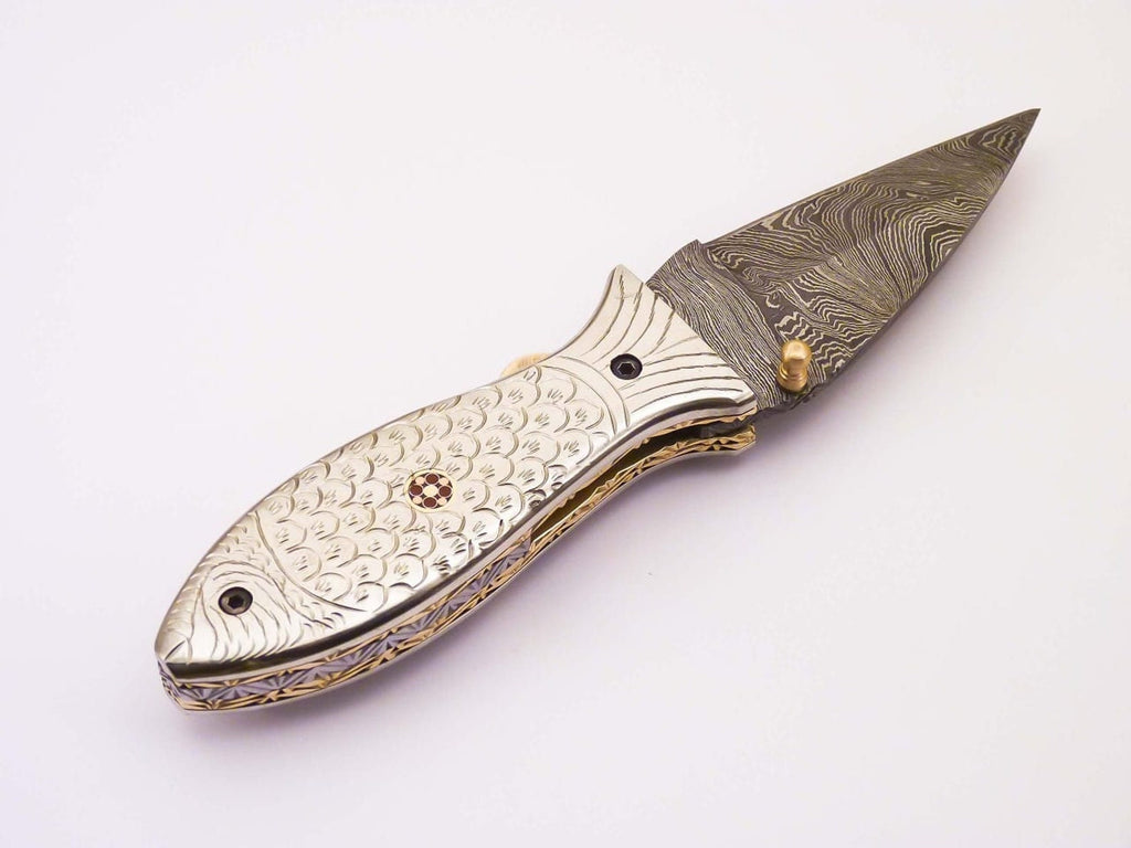 Personalized Custom Damascus Steel Lxuary Knife Folding Pocket Knife Hunting Knife with Handle Silver with Leather Sheeth