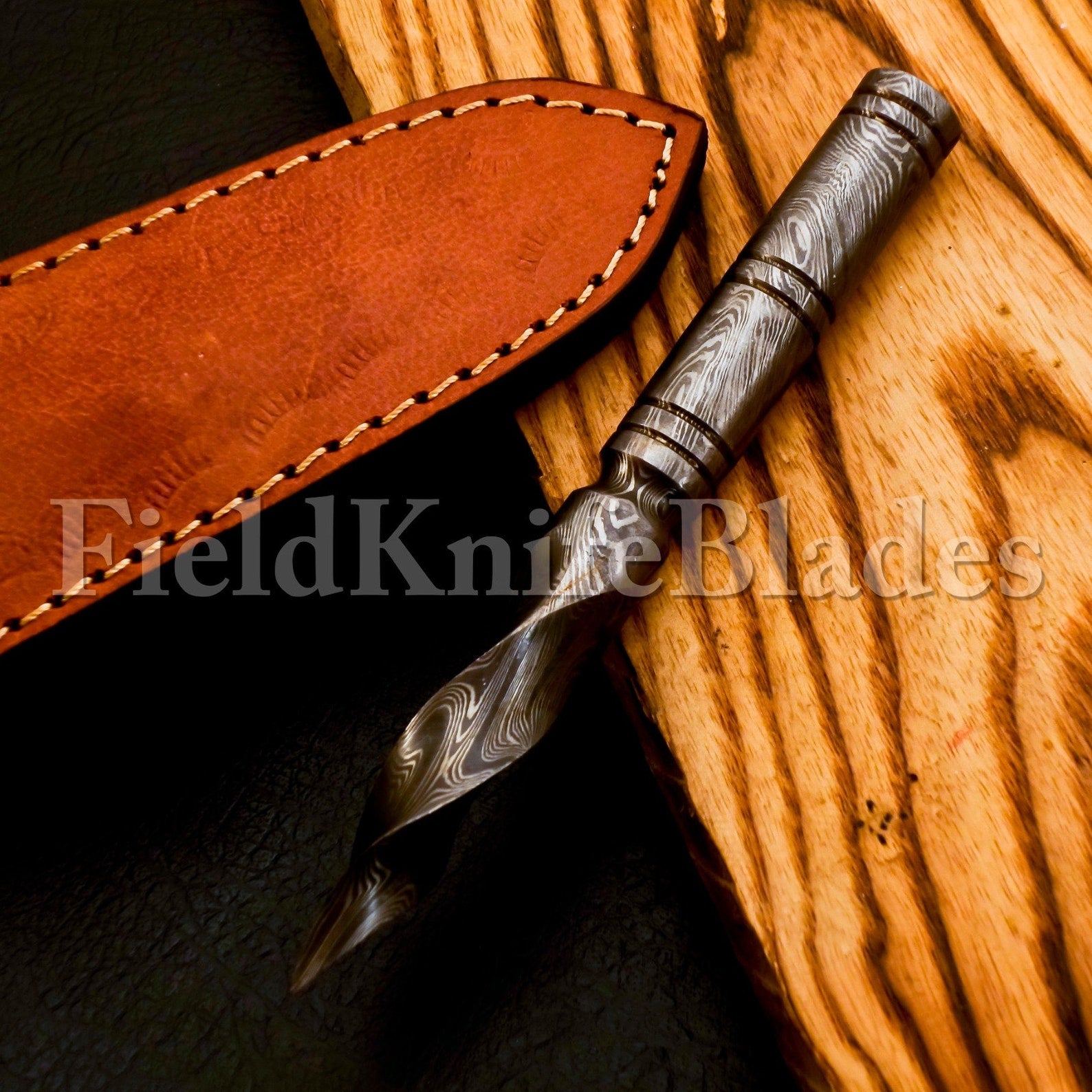 Personalized 6.5 inch Custom Forged Hunter Damascus Steel Tri Dagger Hand Forged Twisted Pattern Kris Dagger With Leather Cover