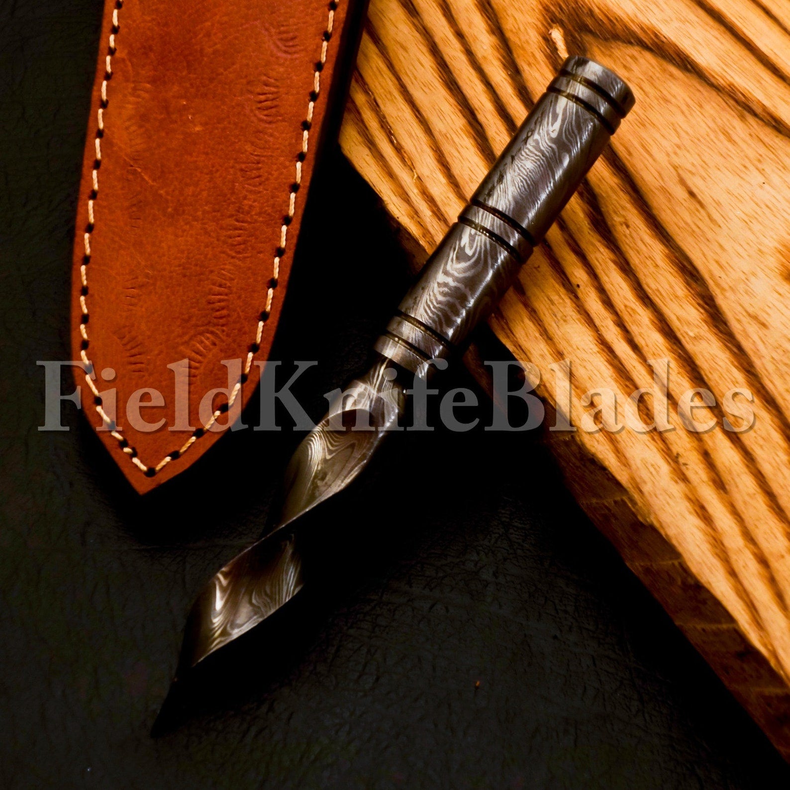 Personalized 6.5 inch Custom Forged Hunter Damascus Steel Tri Dagger Hand Forged Twisted Pattern Kris Dagger With Leather Cover