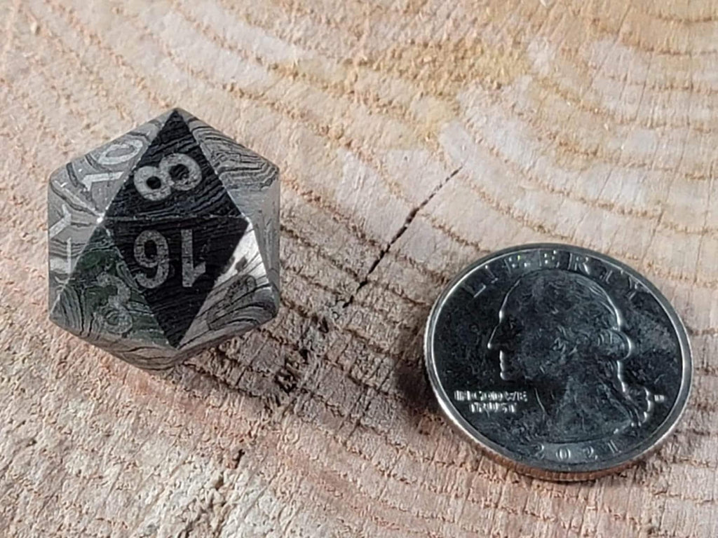 D20 Die 18 mm - Damascus Steel MINT/New / Hand Forged Steel / Damascus Steel / Game Dice / Larp / Gamer Gift