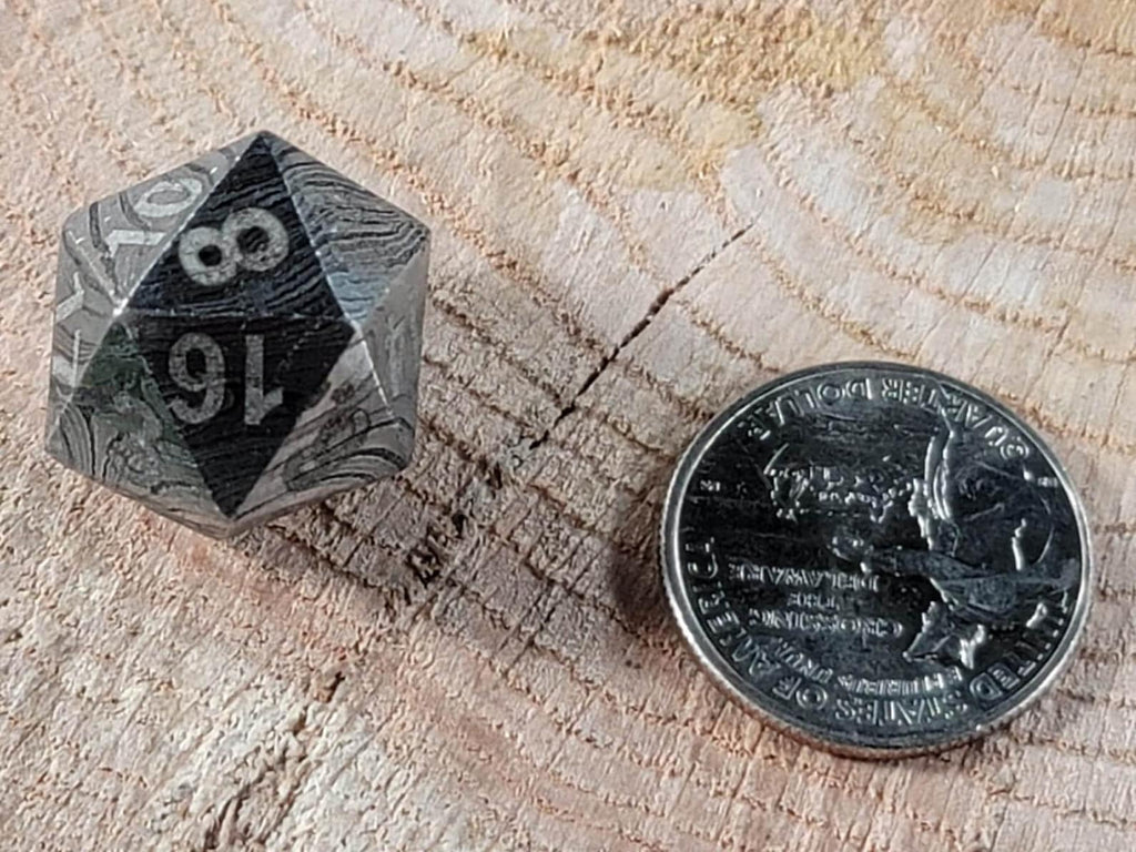 D20 Die 18 mm - Damascus Steel MINT/New / Hand Forged Steel / Damascus Steel / Game Dice / Larp / Gamer Gift