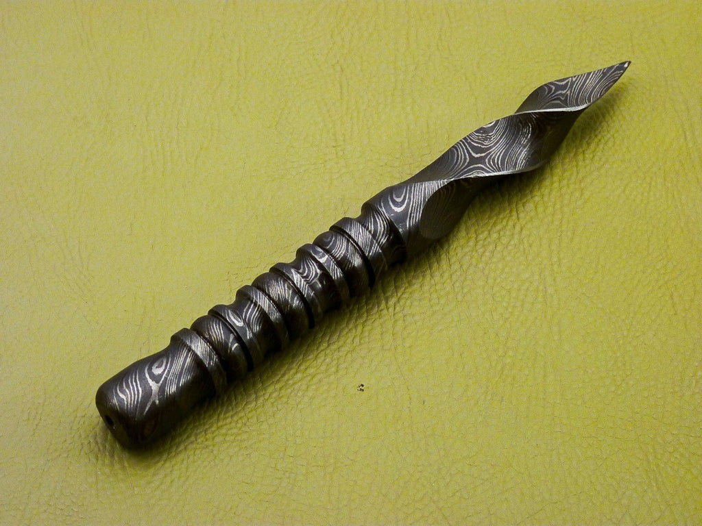 Personalized 6.5 inch Custom Forged Hunter Damascus Steel Tri Dagger Hand Forged Twisted Pattern Kris Dagger W Leather Cover