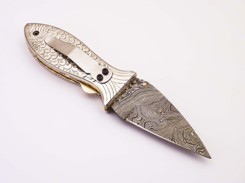 Personalized Custom Damascus Steel Lxuary Knife Folding Pocket Knife Hunting Knife with Handle Silver with Leather Sheeth