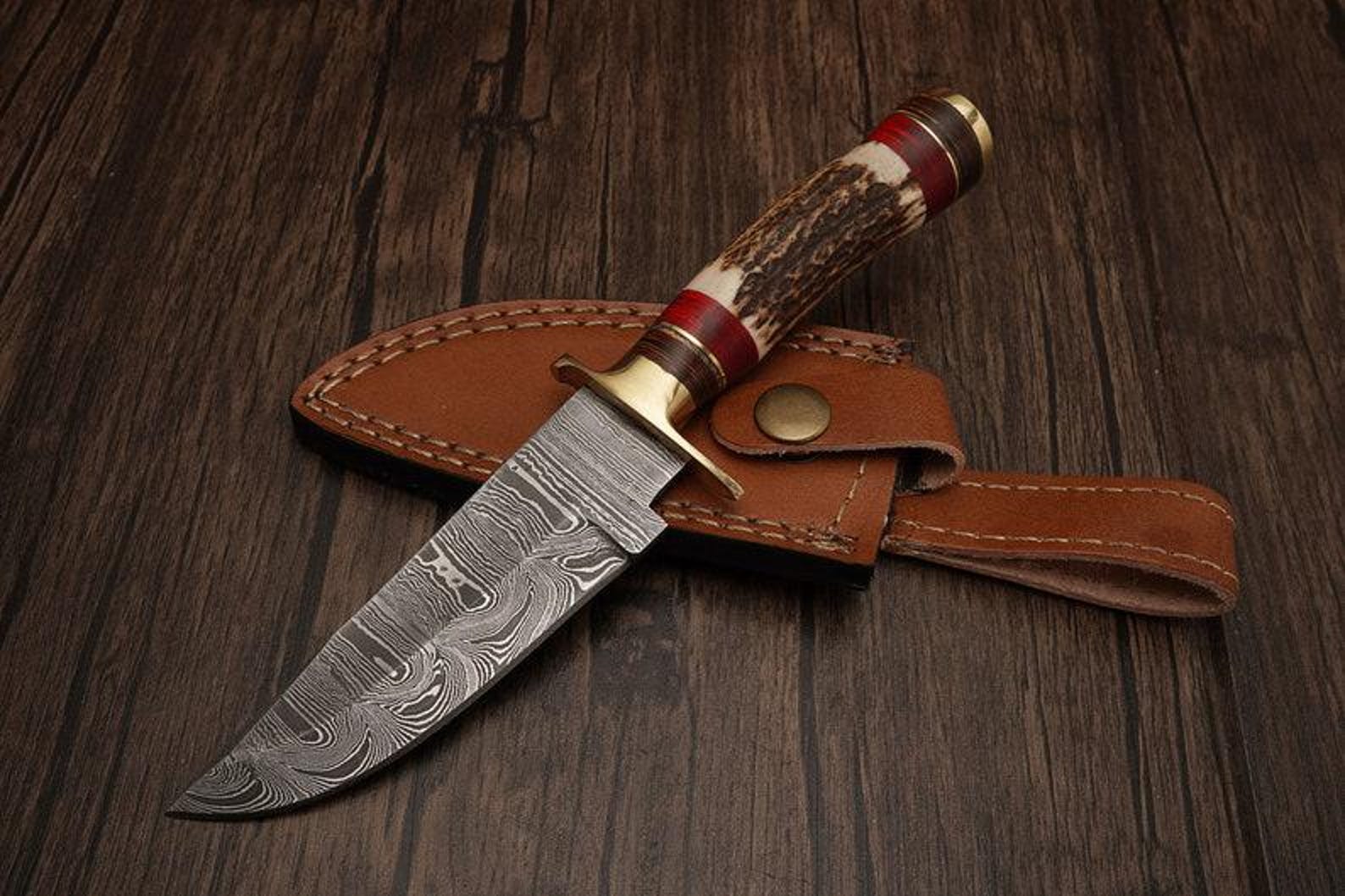 Personalized Set of Groomsmen Damascus Steel Hunting knife Handle Deer Antler