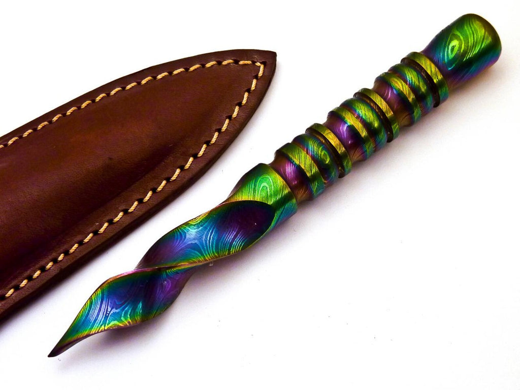 Personalized 6.5 inch Custom Forged Hunter Damascus Steel Tri Dagger Hand Forged Twisted Pattern Kris Dagger W Leather Cover