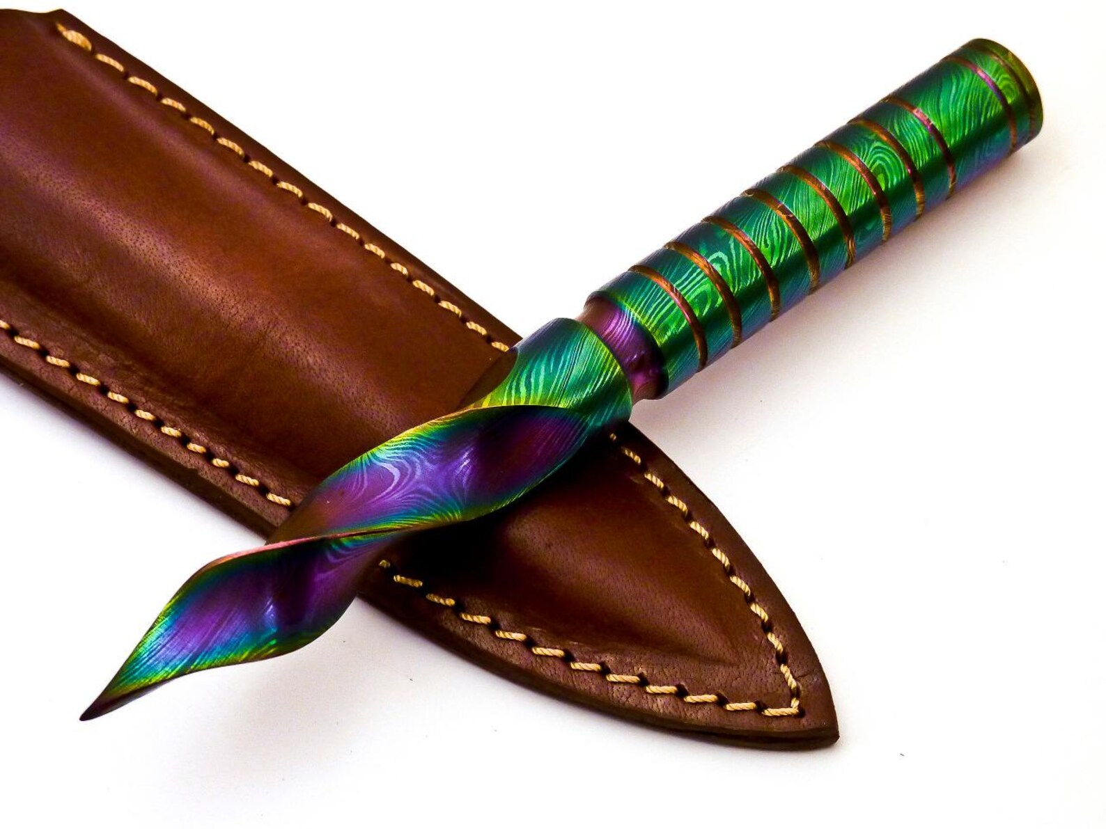 Personalized 6.5 inch Custom Forged Hunter Damascus Steel Tri Dagger Hand Forged Twisted Pattern Kris Dagger W Leather Cover