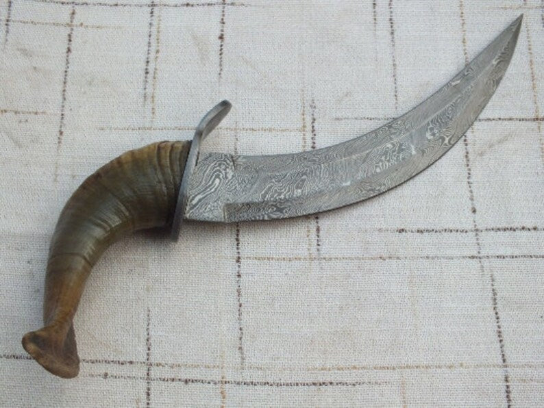 Damascus knife Gift Forged DAMASCUS Steel Hunting Knife With Ram Horn Handle, Gift for him, Outdoor Knife gift