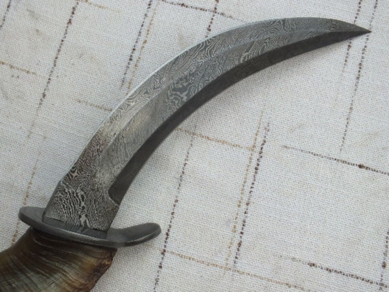 Damascus knife Gift Forged DAMASCUS Steel Hunting Knife With Ram Horn Handle, Gift for him, Outdoor Knife gift