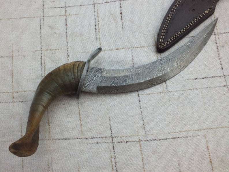 Damascus knife Gift Forged DAMASCUS Steel Hunting Knife With Ram Horn Handle, Gift for him, Outdoor Knife gift