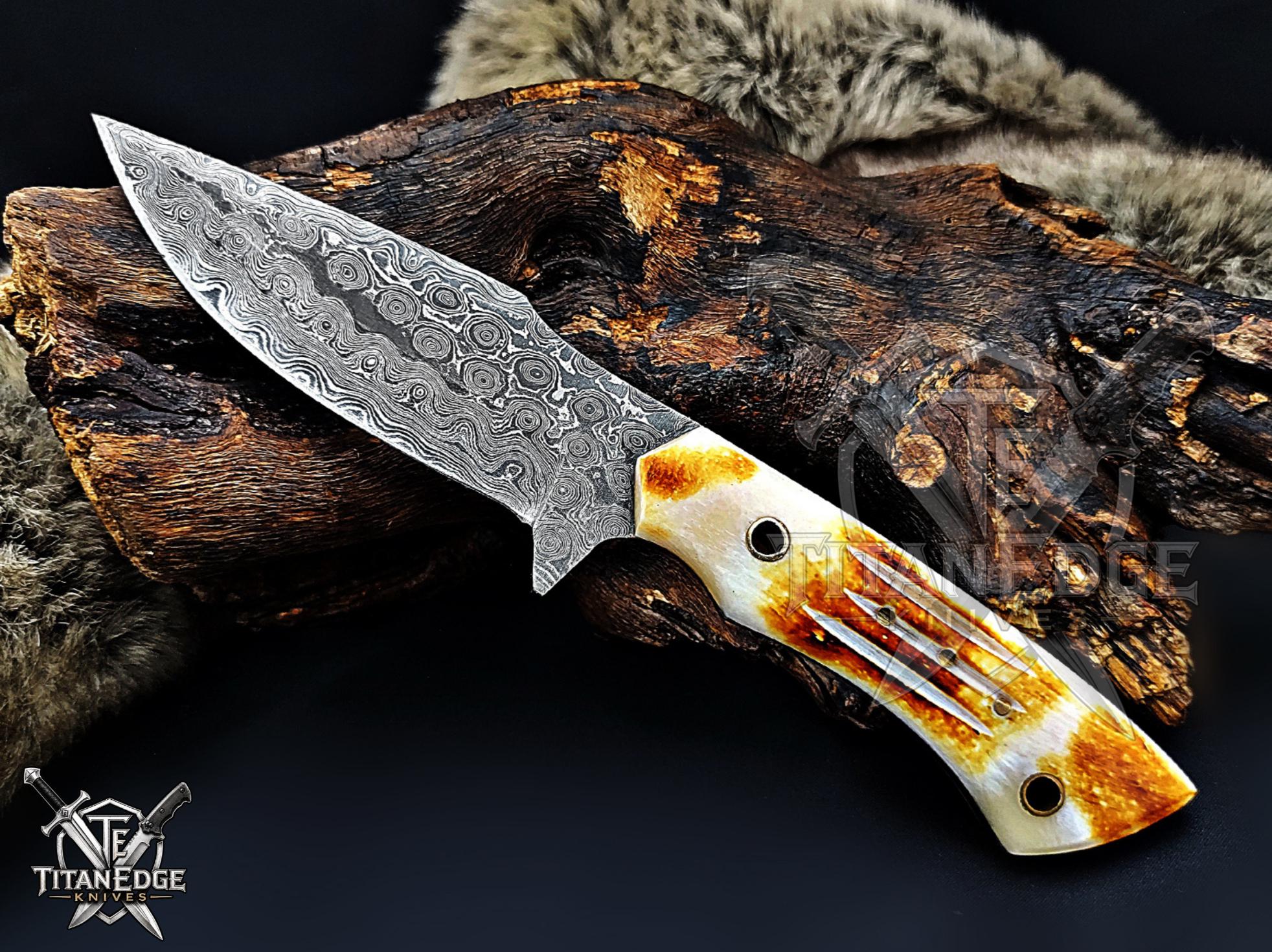 Handmade 8" Damascus Steel Fixed Blade Hunting Knife, Horn Handle, Groomsmen Gift With Leather Sheath