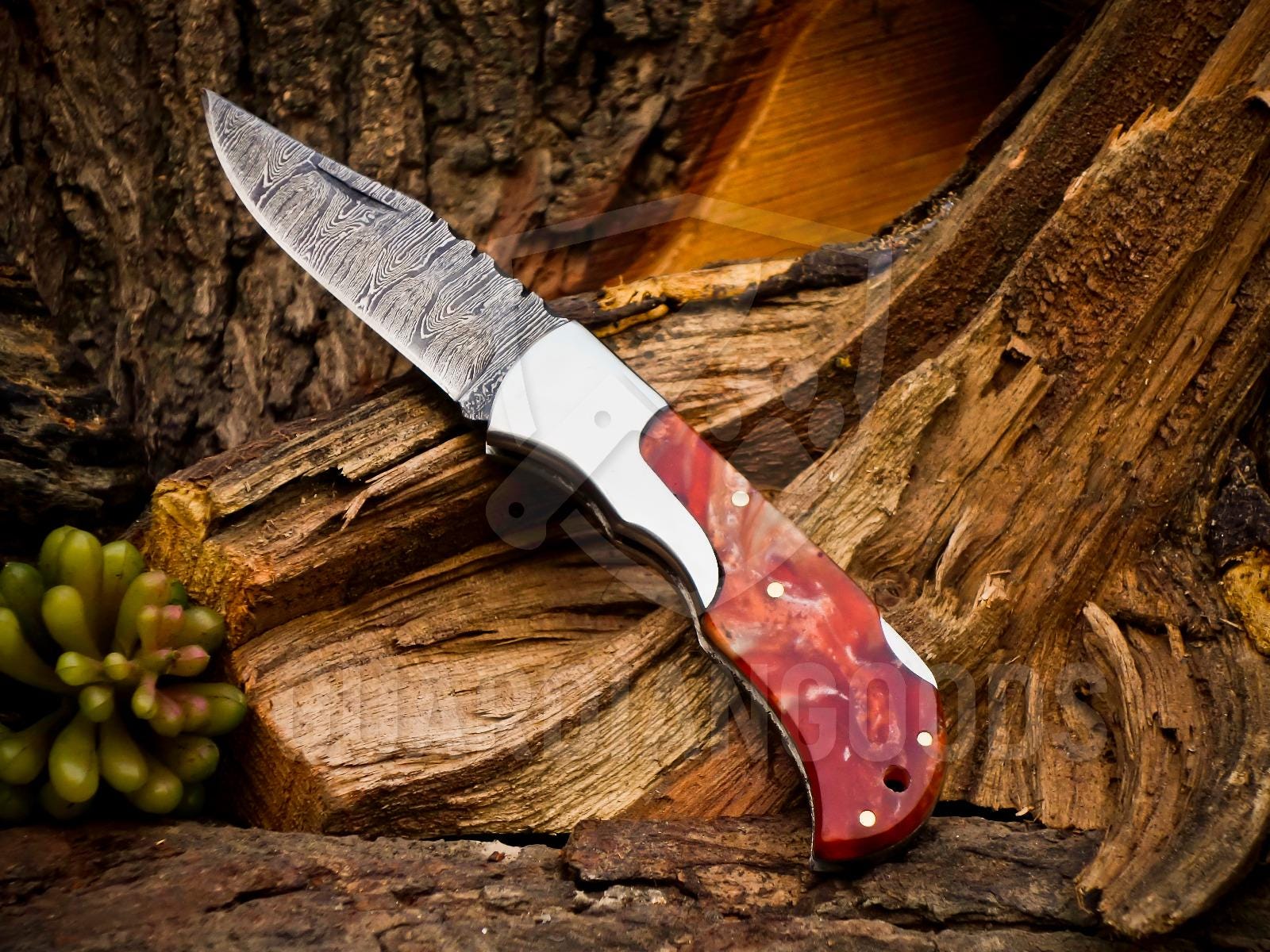 Personalized Handmade Damascus Steel Pocket Knife, Folding EDC Hunting Knife, Resin Handle, Groomsmen Gift With Leather Sheath