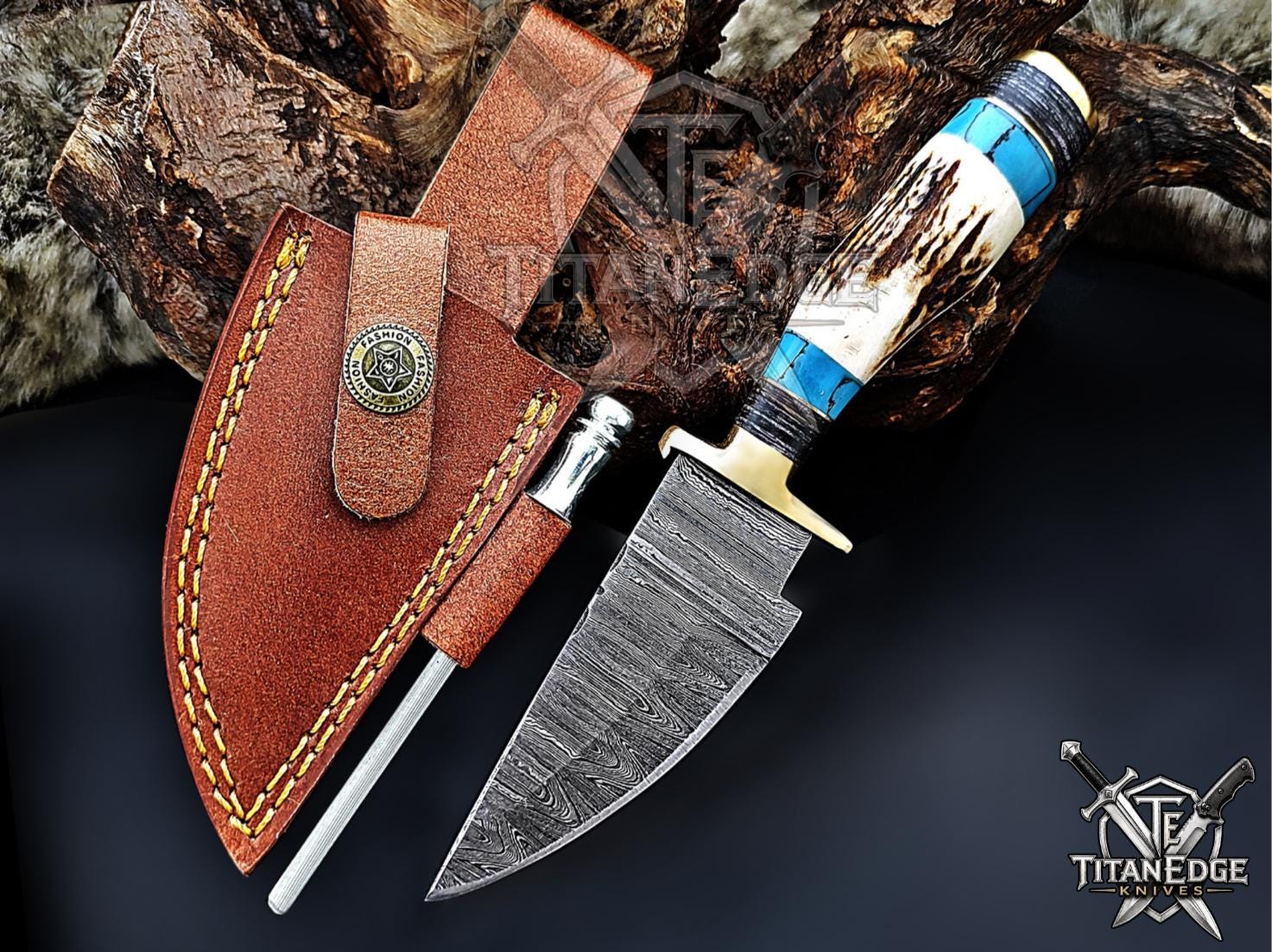 Handmade 6.75" Damascus Steel Fixed Blade Hunting Knife, Stag Antler Handle, Groomsmen Gift With Leather Sheath